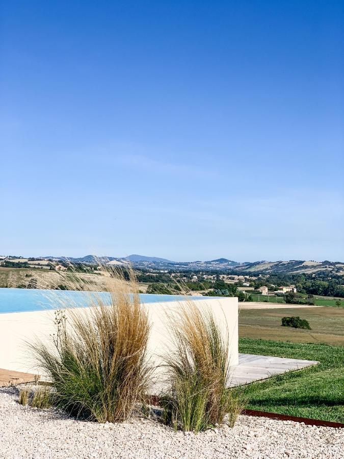 Bed and Breakfast Casale Tre Gelsi Чинголи Экстерьер фото